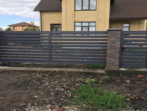 Забор жалюзи 72 метра фото в Ступино