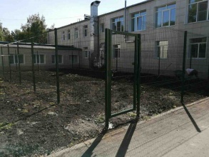 3D заборы для школы 15 метров фото в Ступино